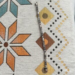 Silver Geometric Pattern Bracelet